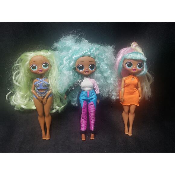 MGA Entertainment LOL Lady Diva, Winter Chill Icy Gurl Candylicious Fashion Doll - Picture 7 of 7